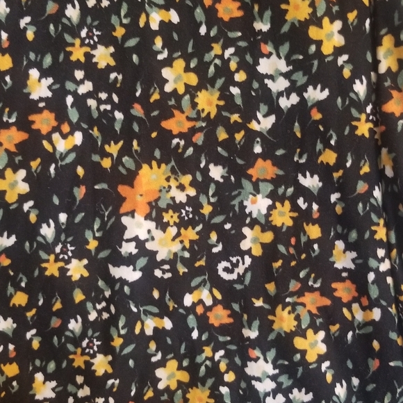 NWOT Vibe Sportswear Floral Flare Yoga Pants - Picture 4 of 6
